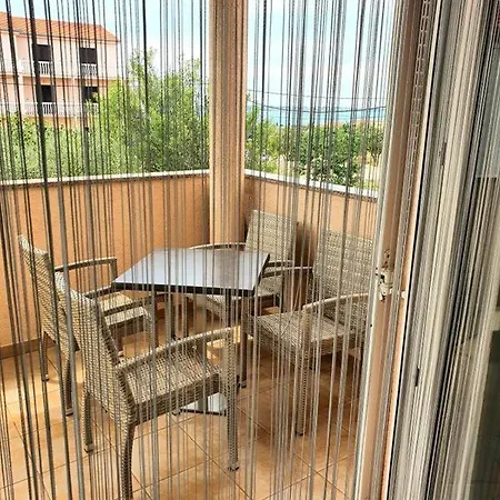 Oaza, Mulo Apartmán *