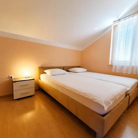 Oaza, Mulo Apartament *