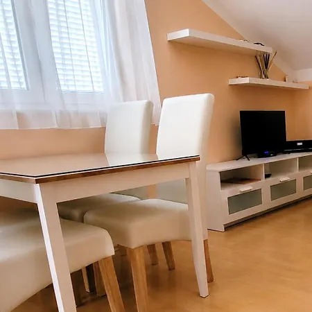 Oaza, Mulo Apartament