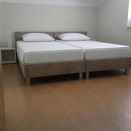 Oaza, Mulo Apartament